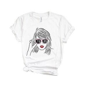 Taylor Swift 1989 Eras Tour Fan Graphic T-Shirt
